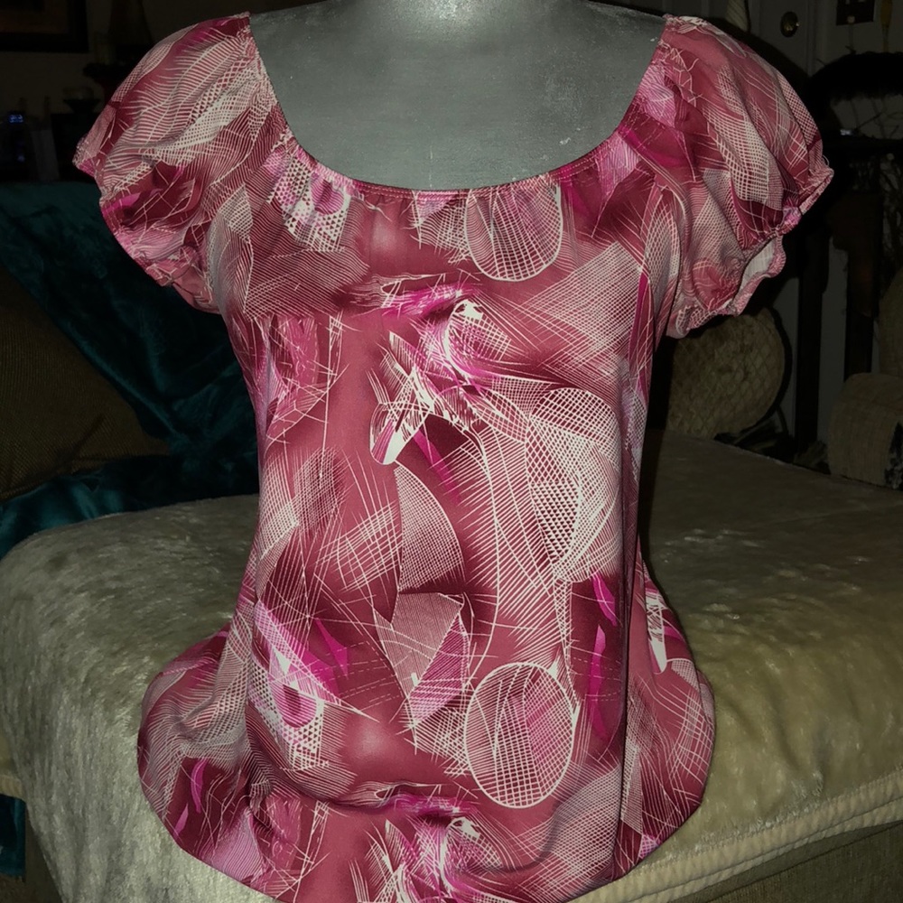 Red and White Blouse for Ladies! Size Medium